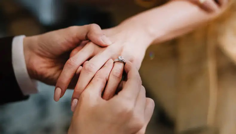 Tips Memilih Cincin Nikah yang Terbaik