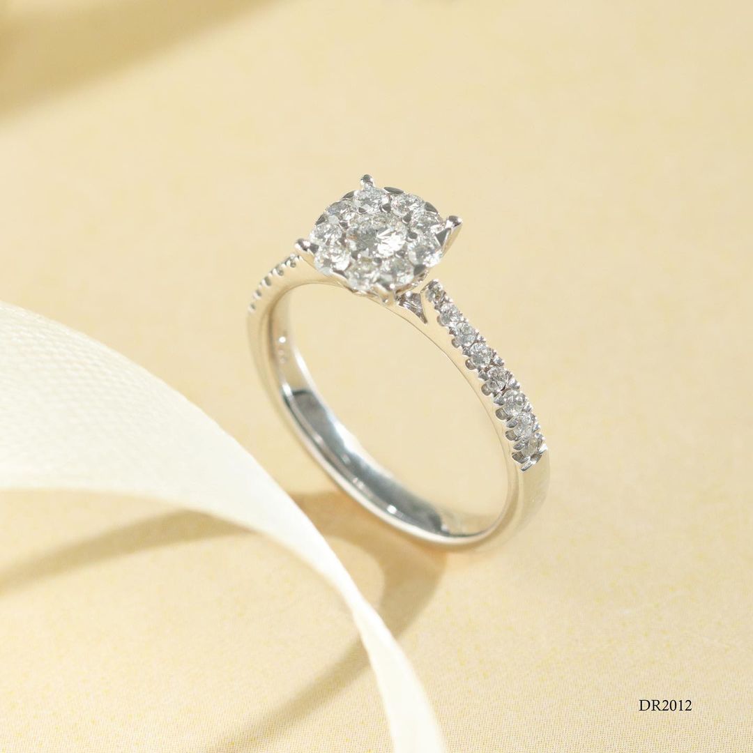 cincin berlian solitaire