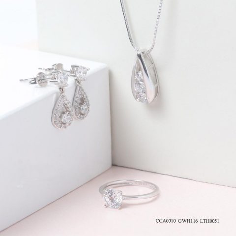 set perhiasan emas putih