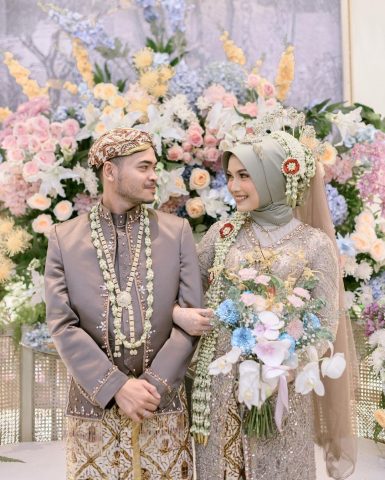 Model Dan Warna Baju Akad Nikah Sederhana | V&co Jewellery