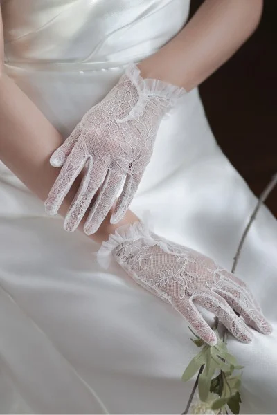 Aksesori pengantin bridal gloves