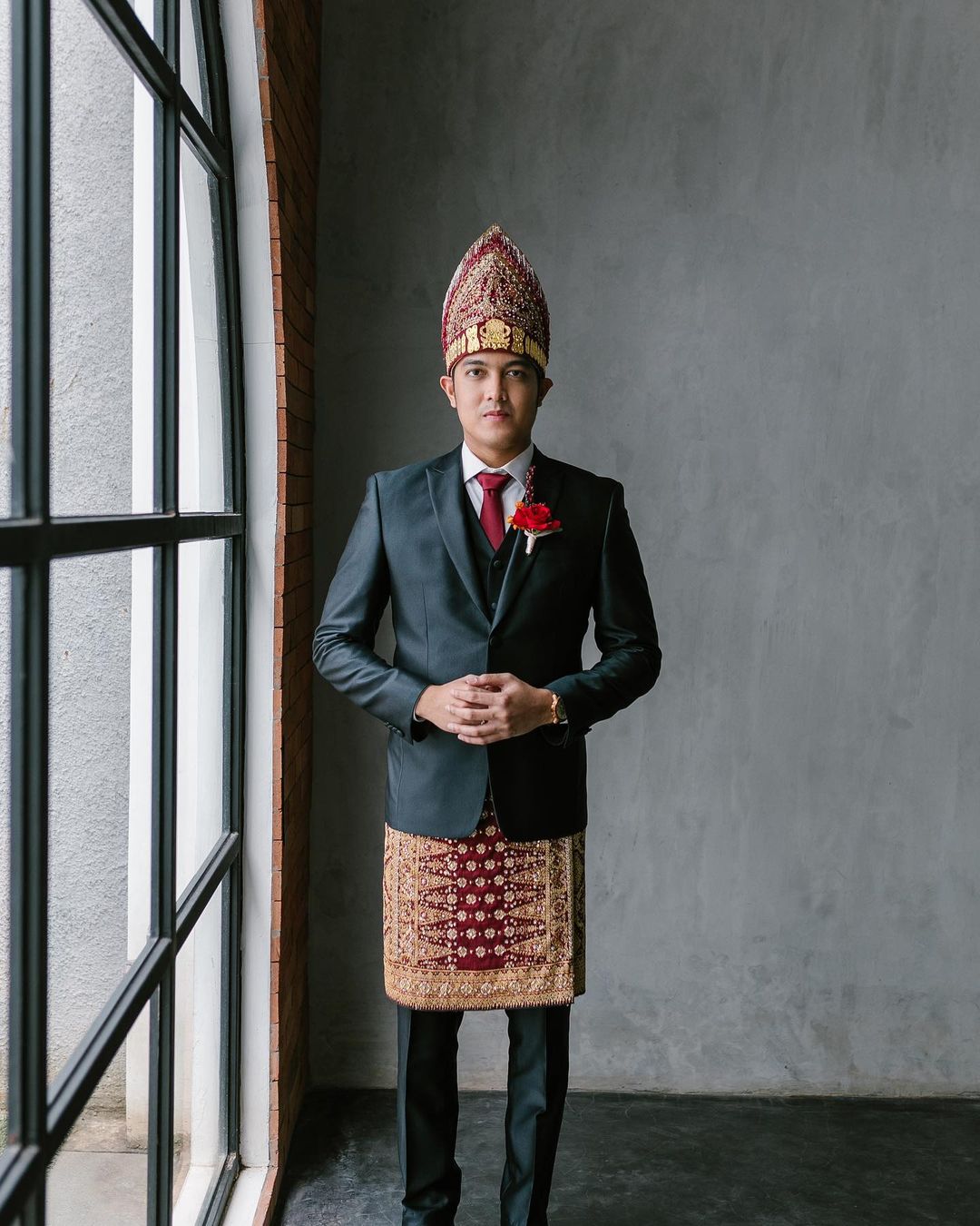 Baju pengantin batak toba modern