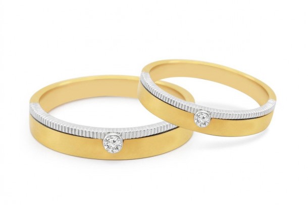 cincin emas pernikahan