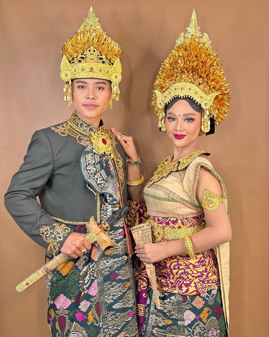 Baju pengantin Bali Payas Agung