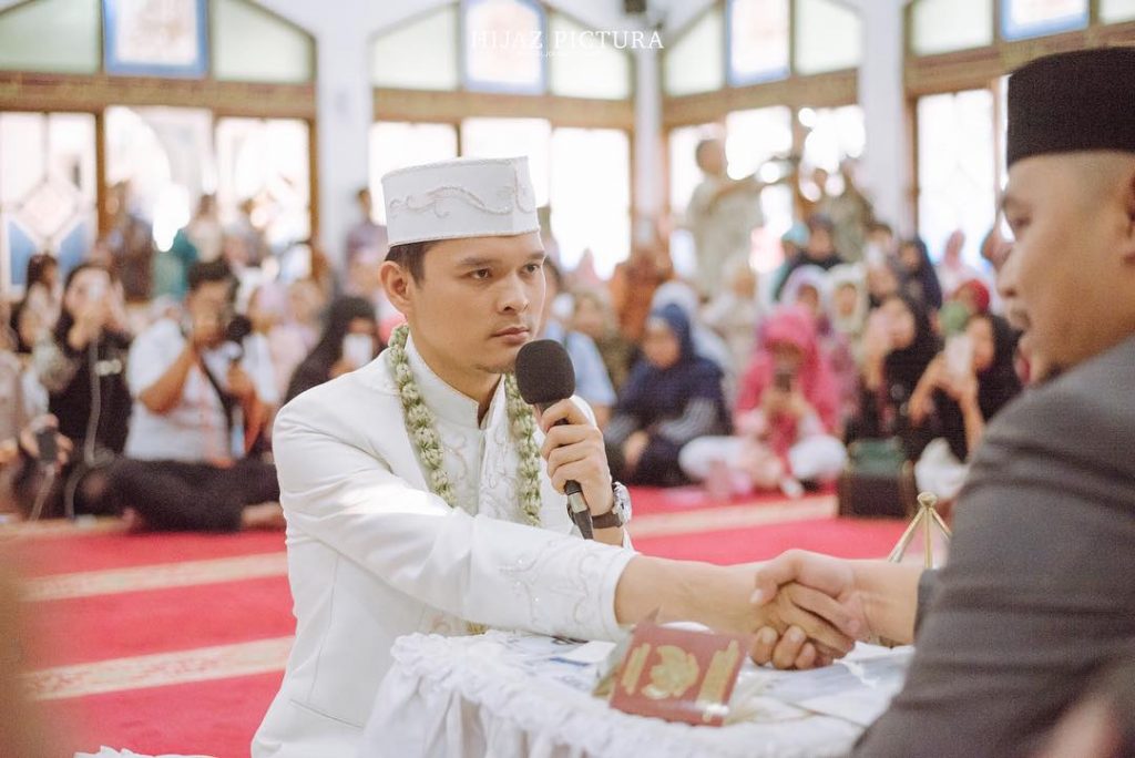 Akad nikah dalam islam
