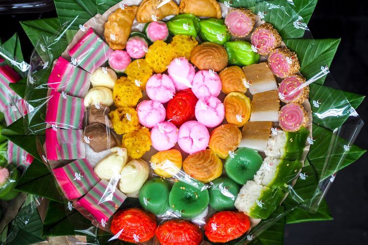 kue hantaran lamaran tradisional