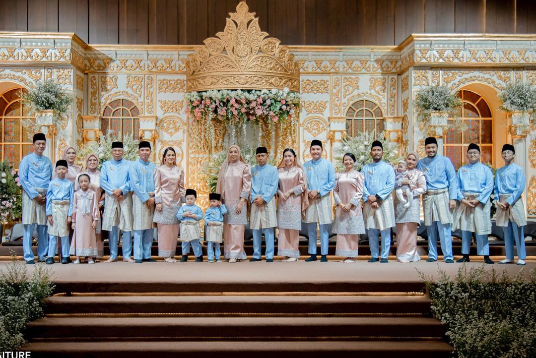 Baju Seragam Pernikahan Melayu