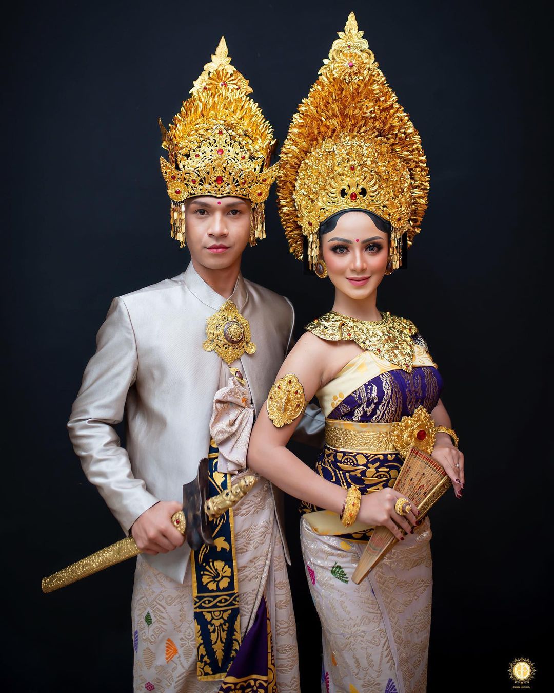 Baju pengantin adat Bali
