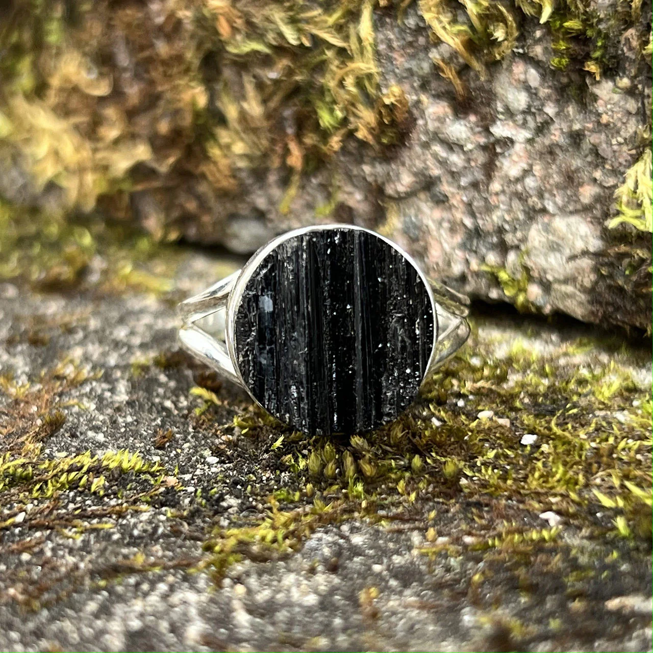 Cincin Permata Black Tourmaline