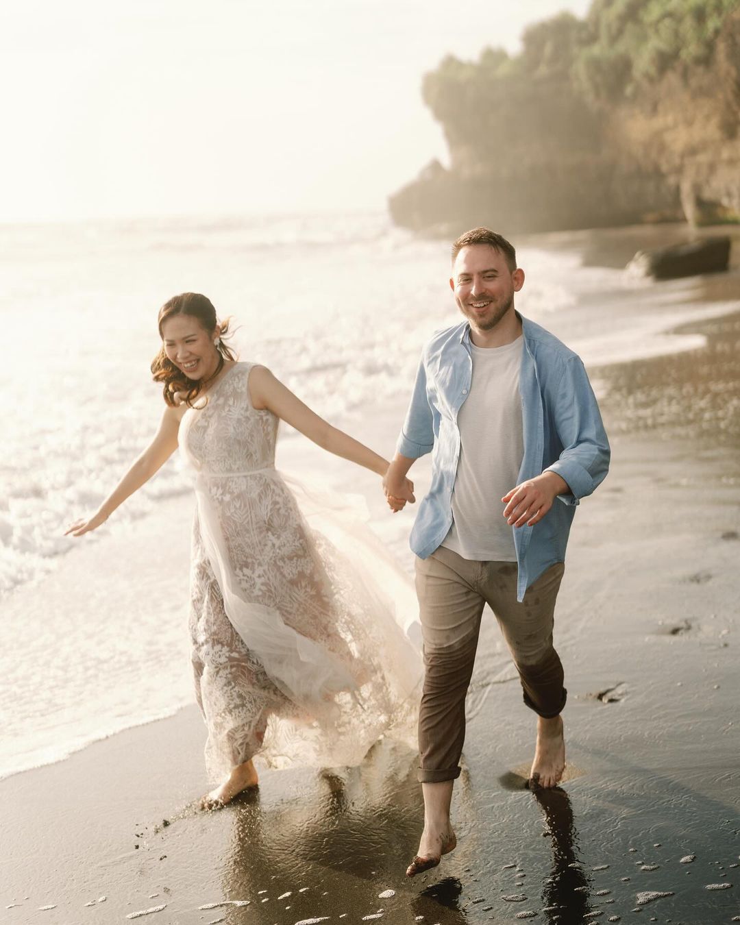 Foto prewedding pantai