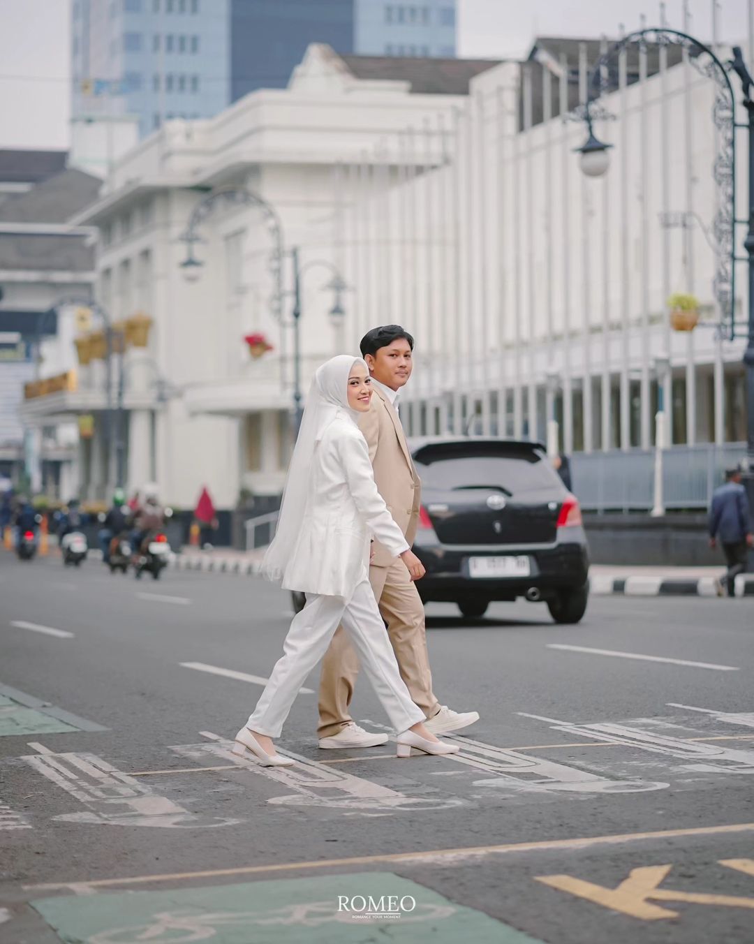 Tema prewedding urban outdoor