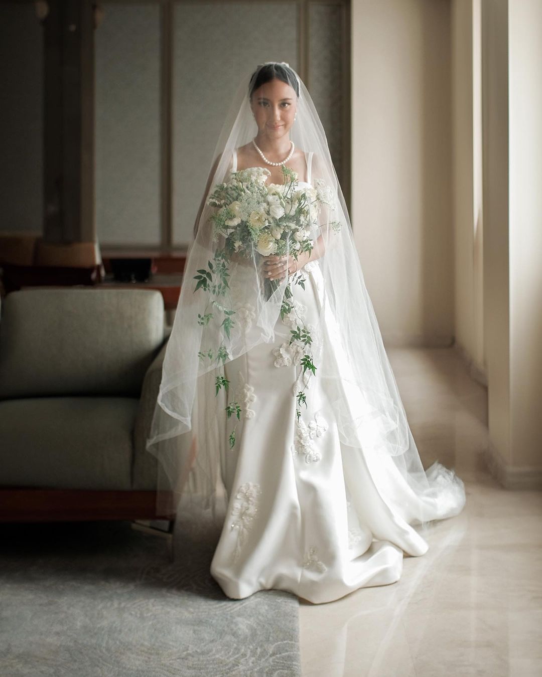 wedding dress putih minimalis