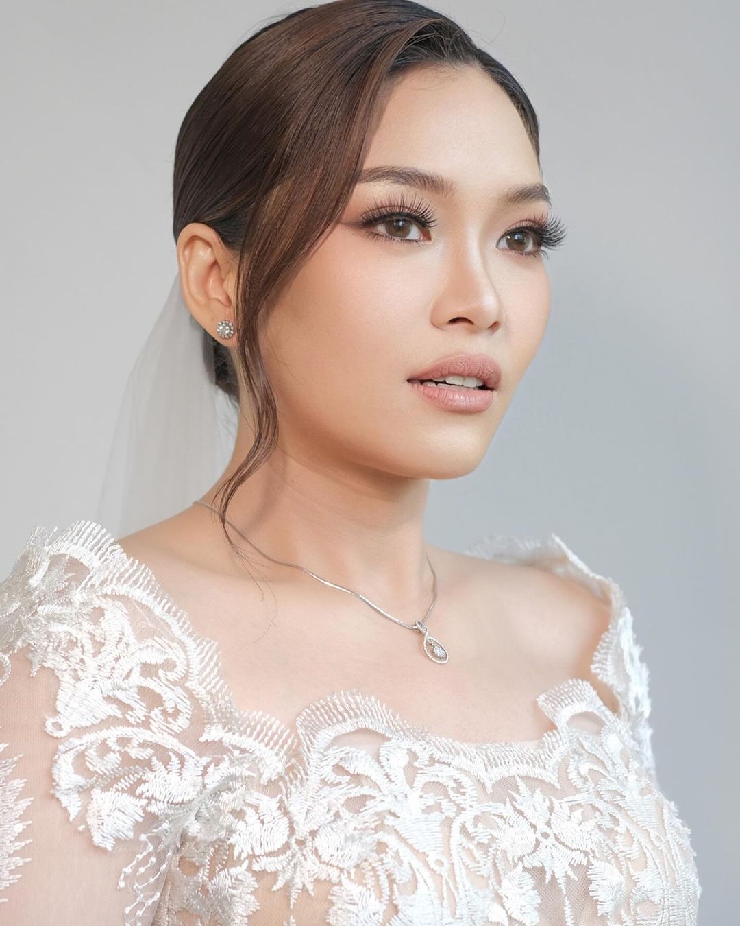 makeup pengantin klasik elegan