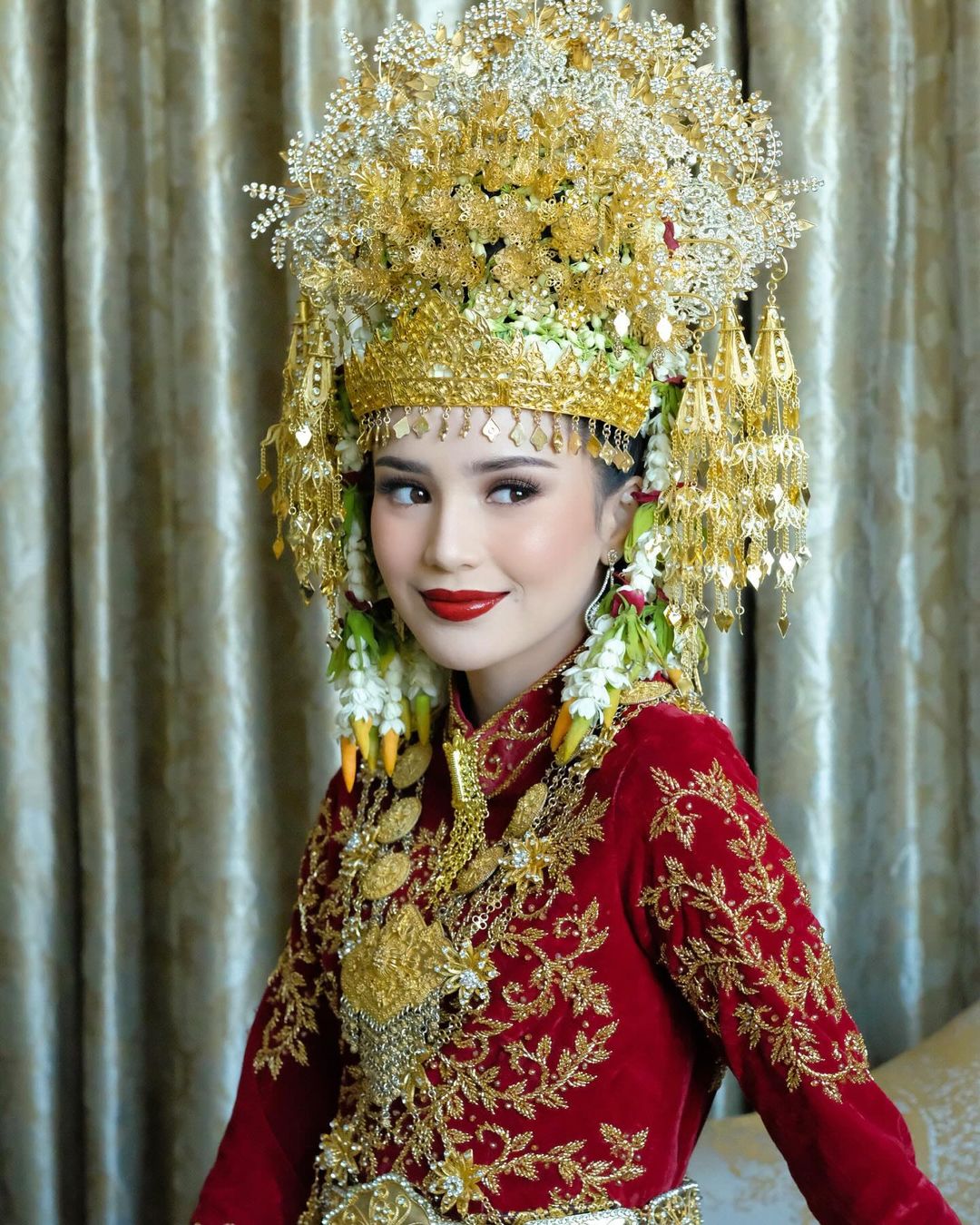 rias pengantin wanita adat aceh