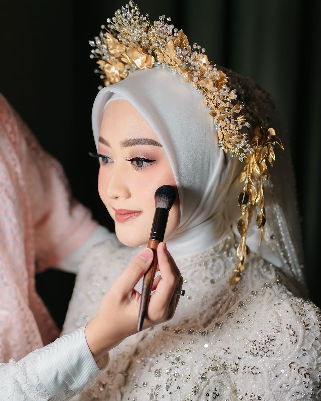 rias pengantin hijab modern