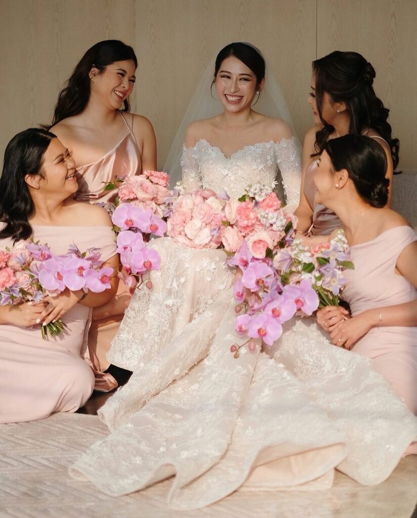 foto pengantin dan bridesmaid