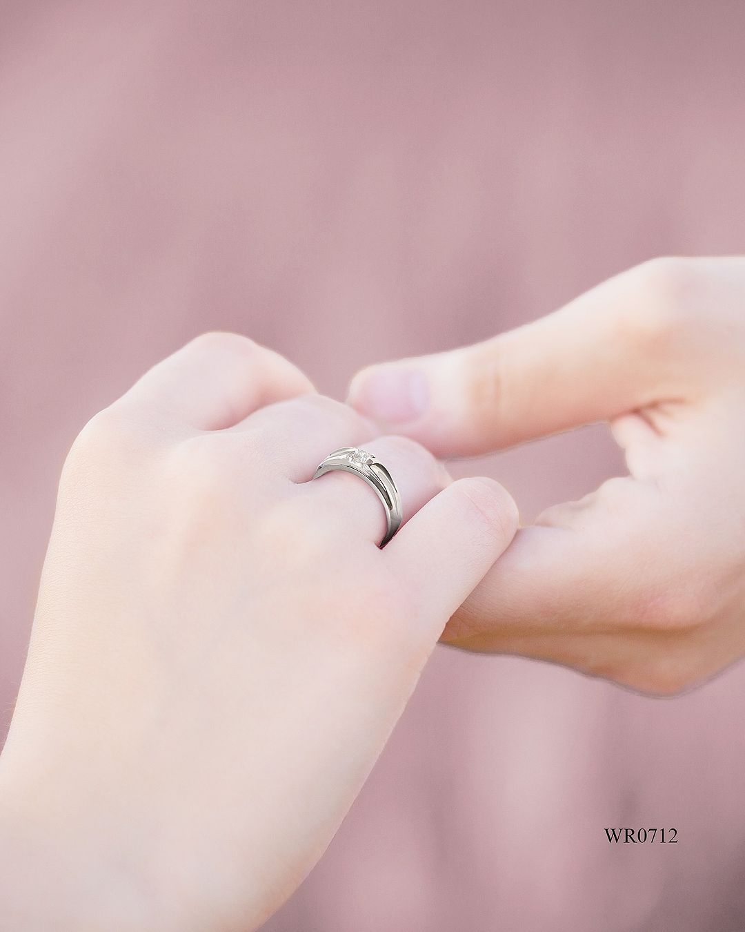 cincin tunangan