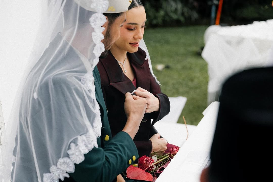 pernikahan sederhana ala Teddy Adhitya