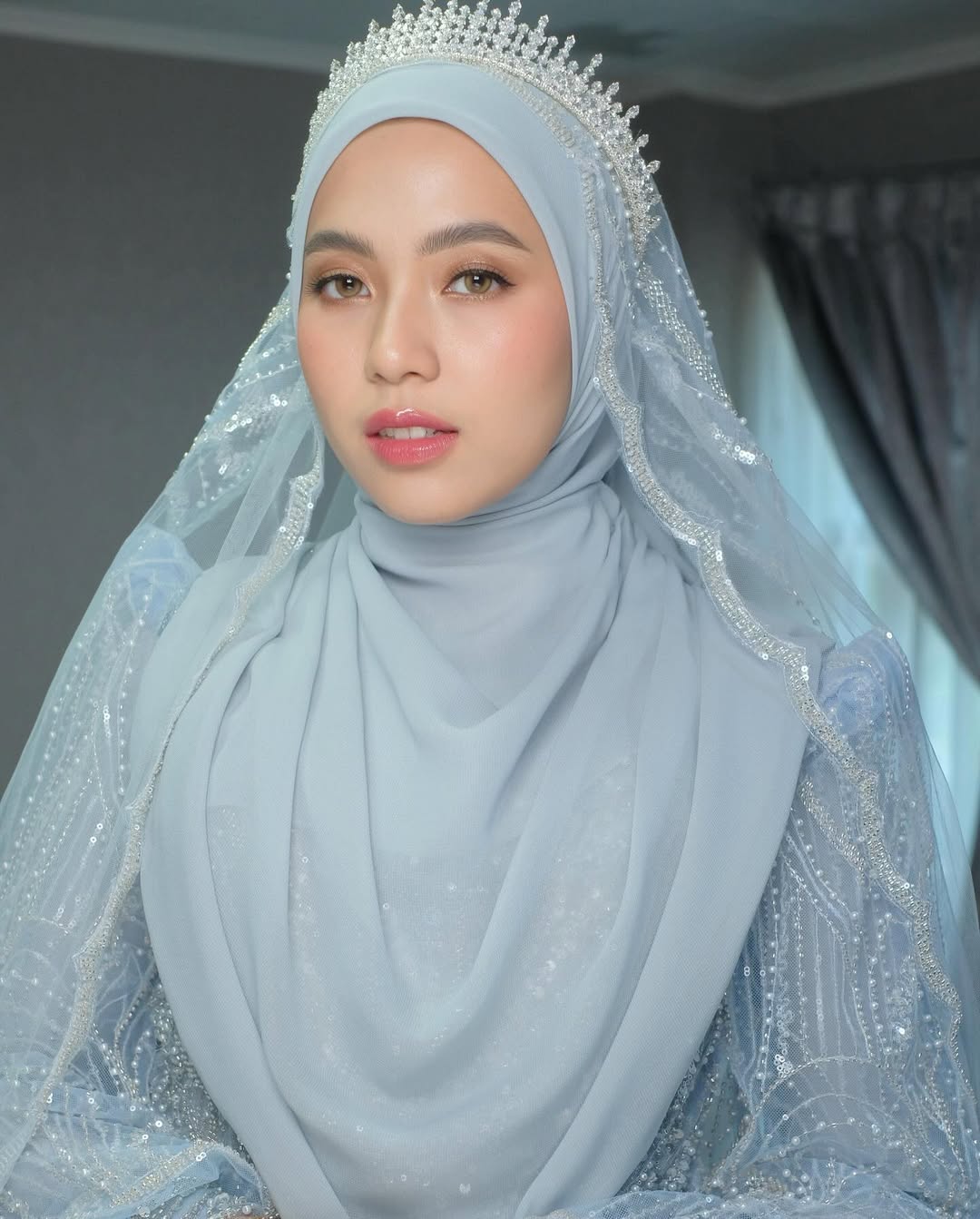 makeup pengantin hijab modern