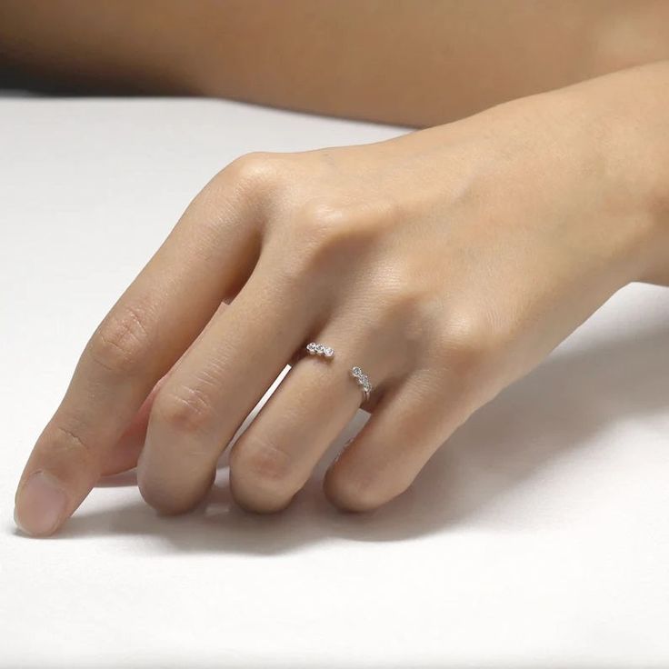 Open band ring untuk cincin pernikahan