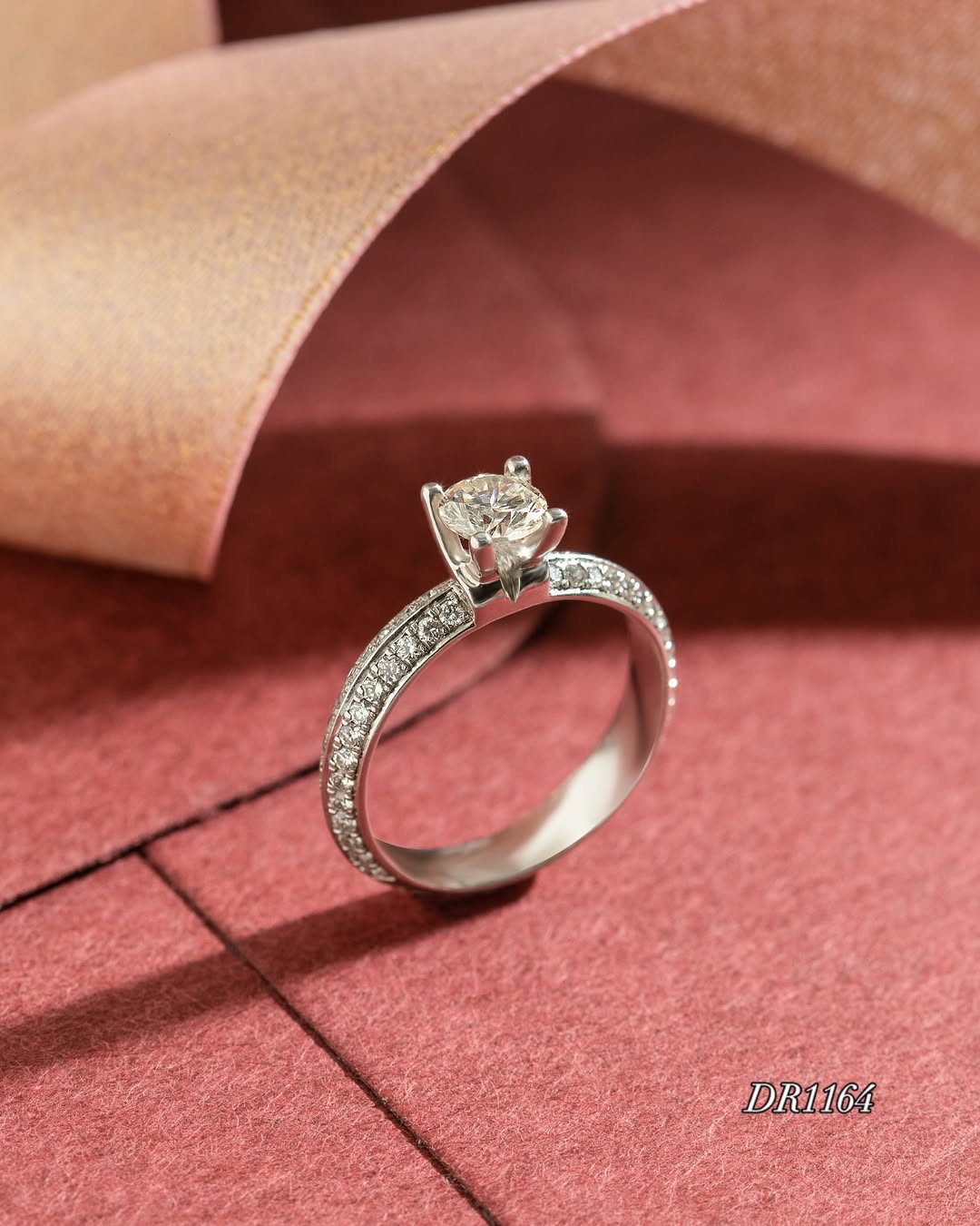 cincin berlian wanita