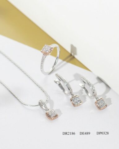 Set perhiasan berlian mewah