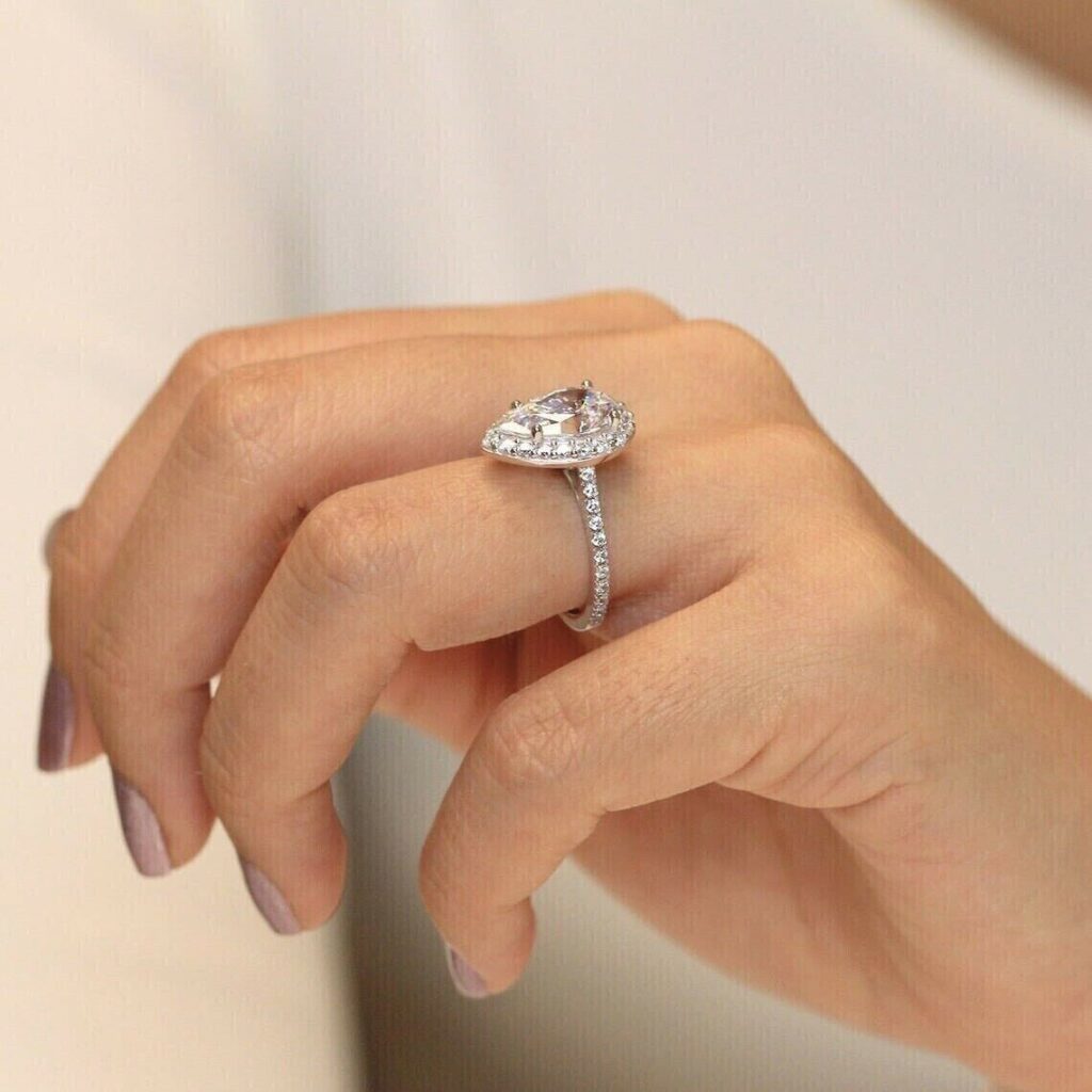 cincin berlian moissanite wanita