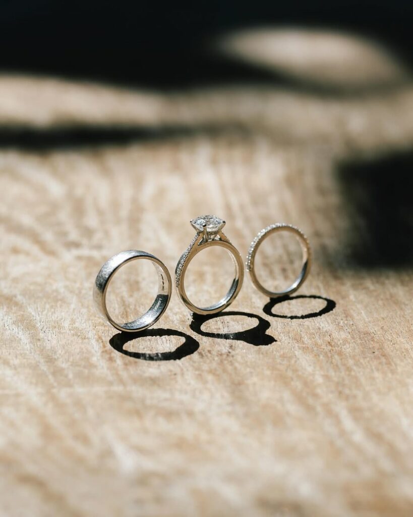cincin pernikahan berlian
