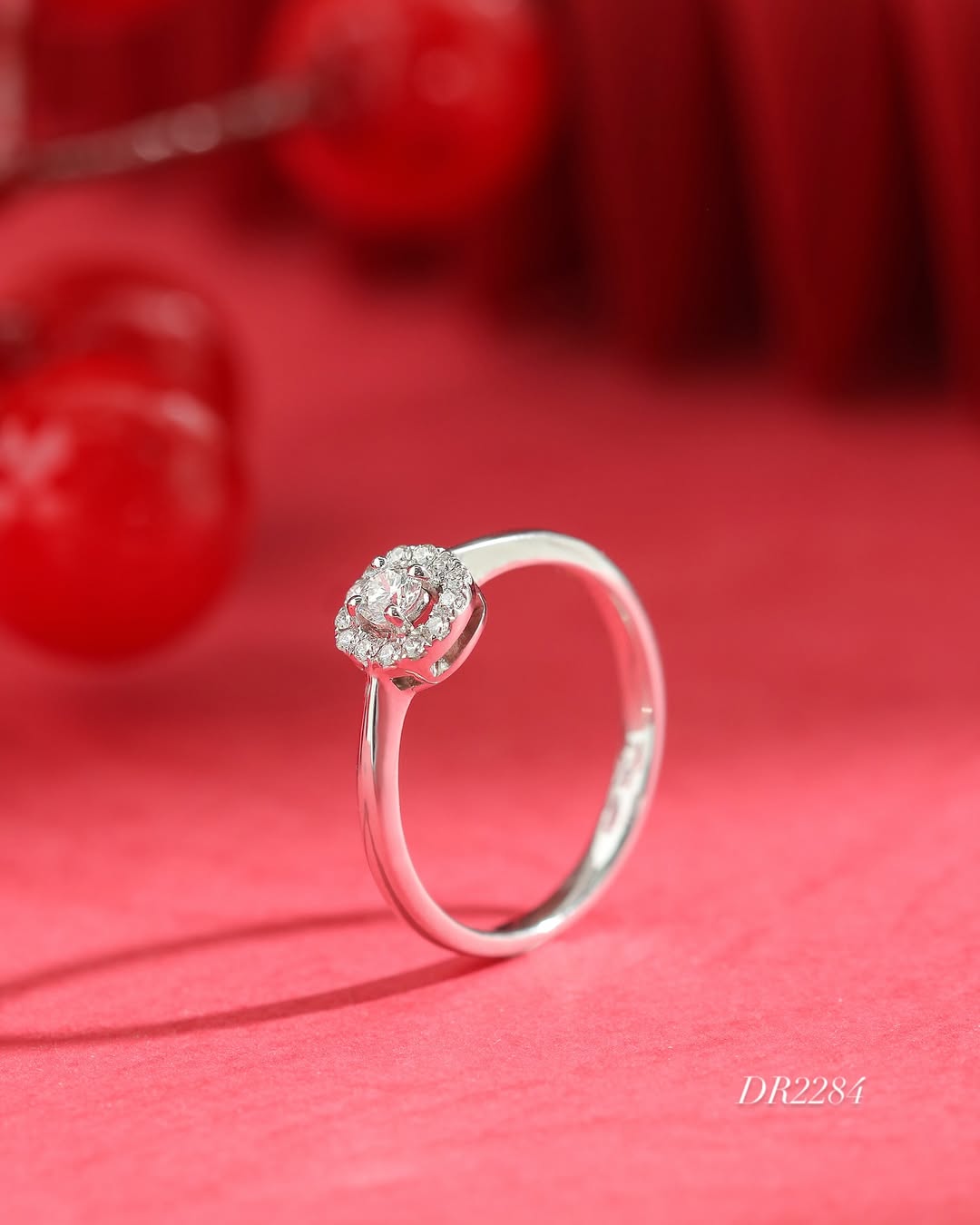 cincin berlian halo