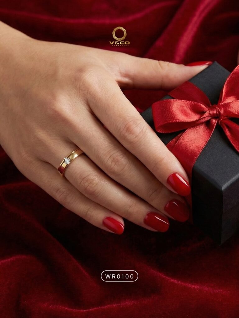 kado perhiasan untuk natal dan tahun baru