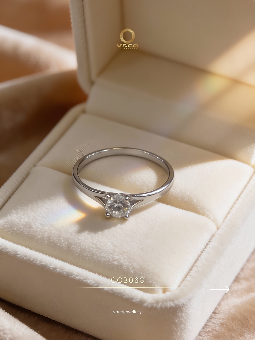 cincin permata swarovski emas putih soiltaire