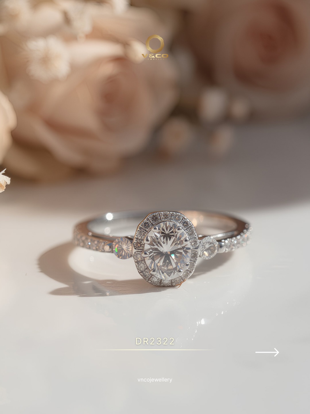 cincin berlian oval halo