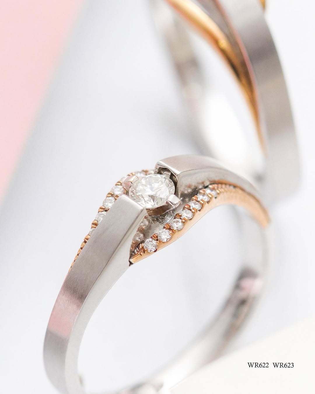 Cincin Nikah Couple WR622 & WR623 dari V&Co Jewellery