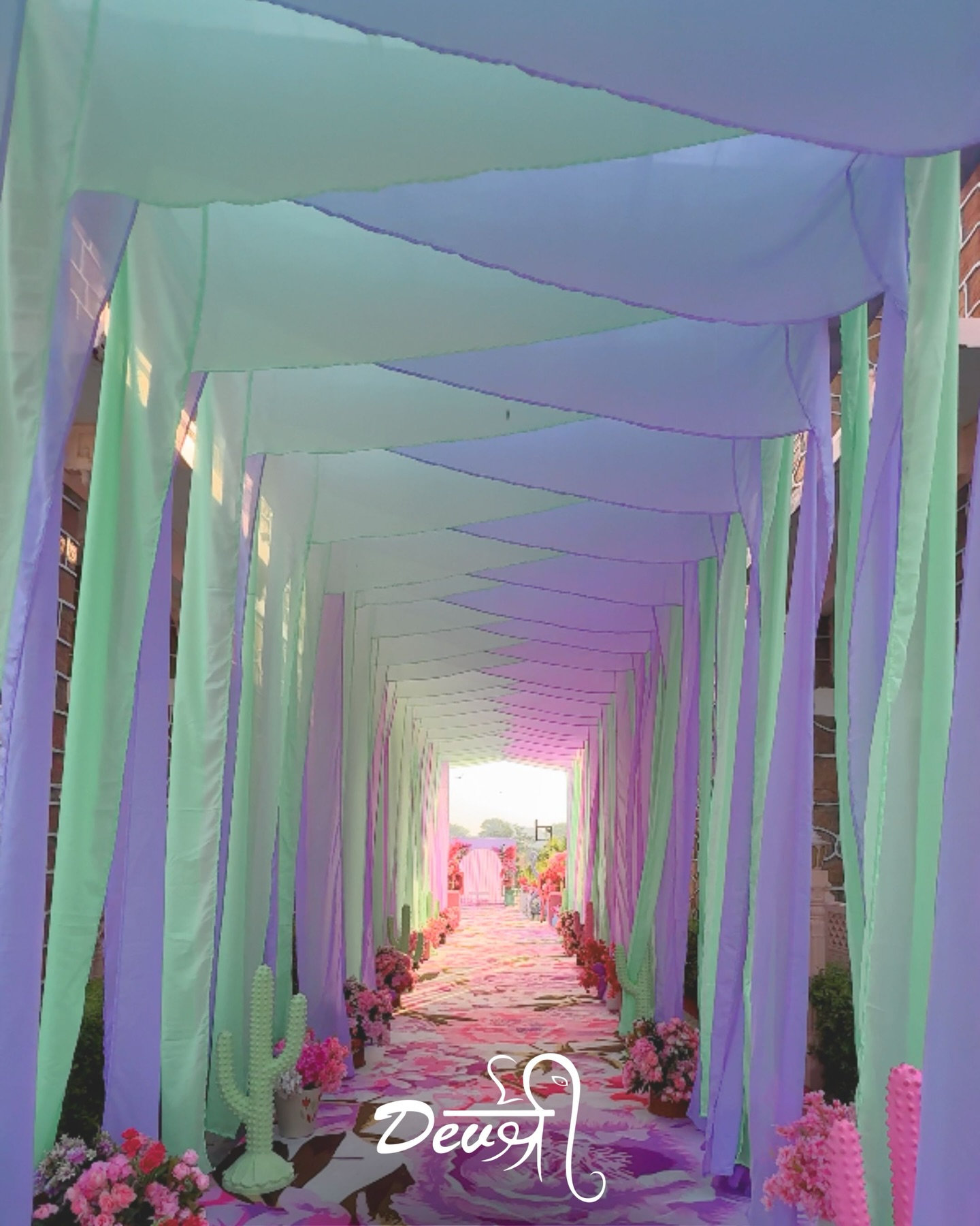 kombinasi warna pernikahan tren 