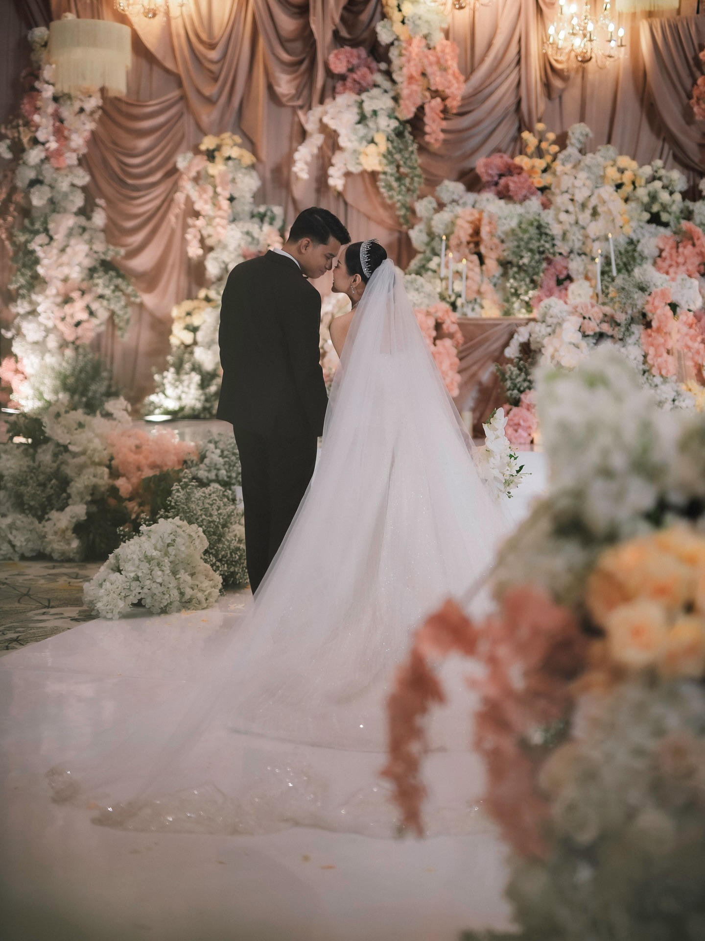 dekorasi pernikahan romantis whimsical