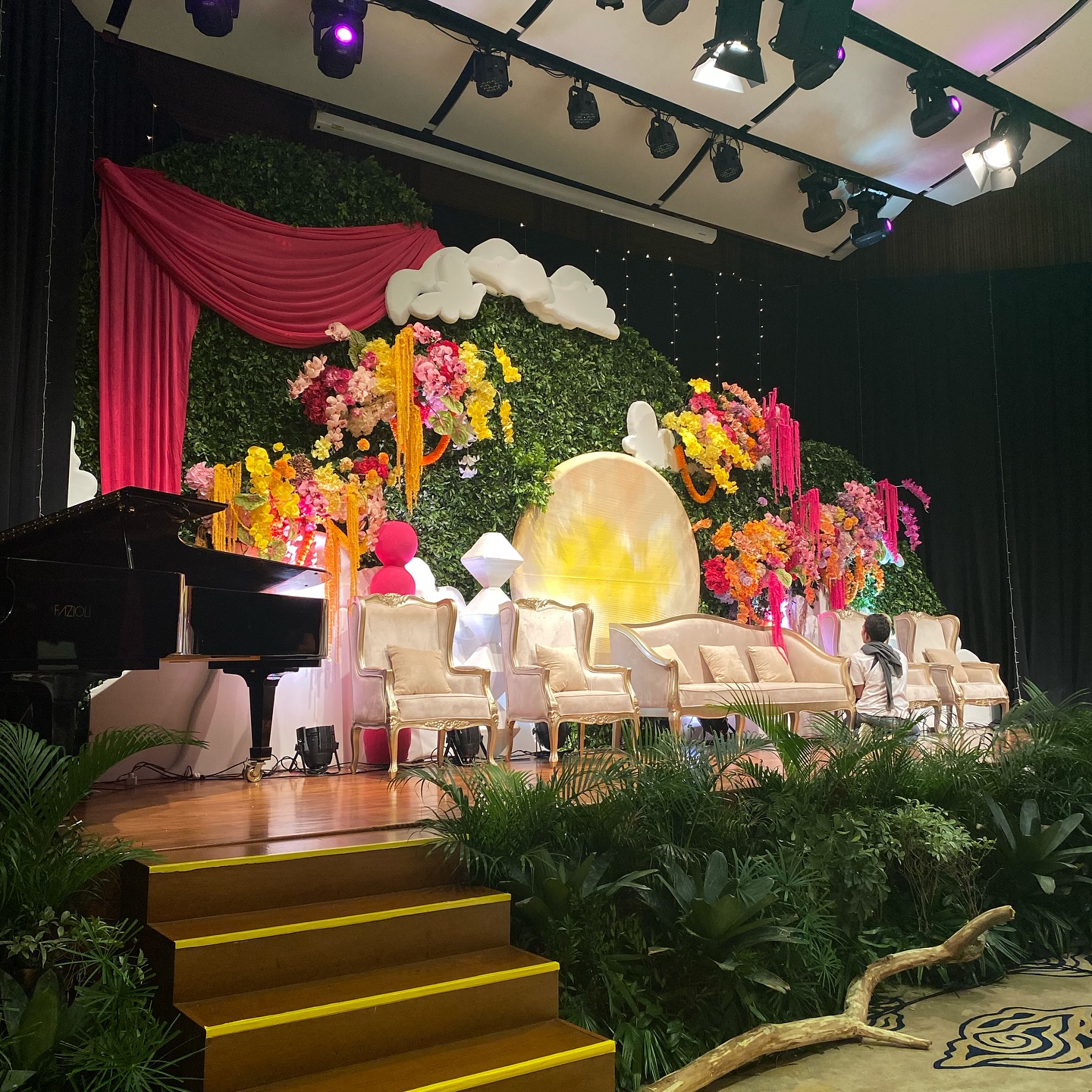 warna dekorasi pernikahan colorful