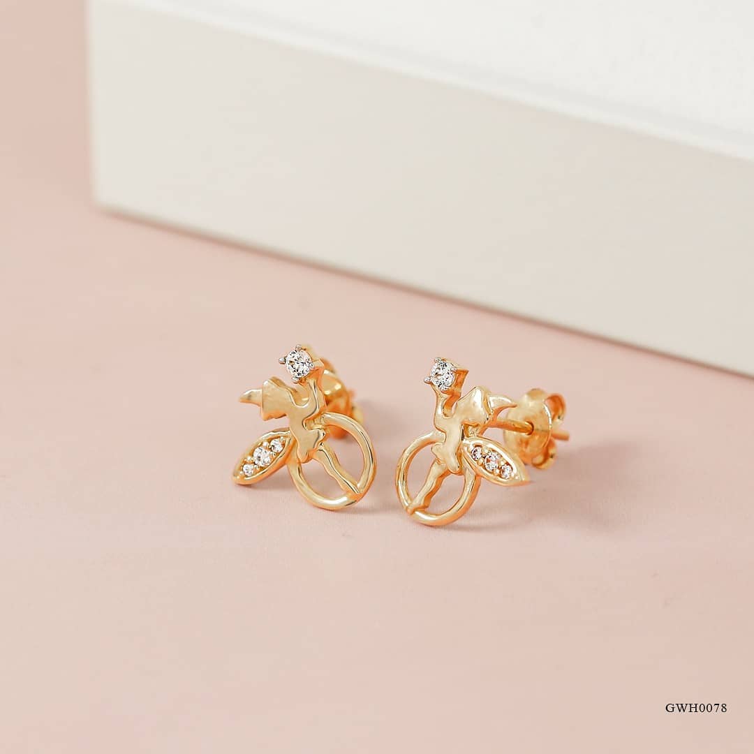 anting emas untuk kado bridesmaid