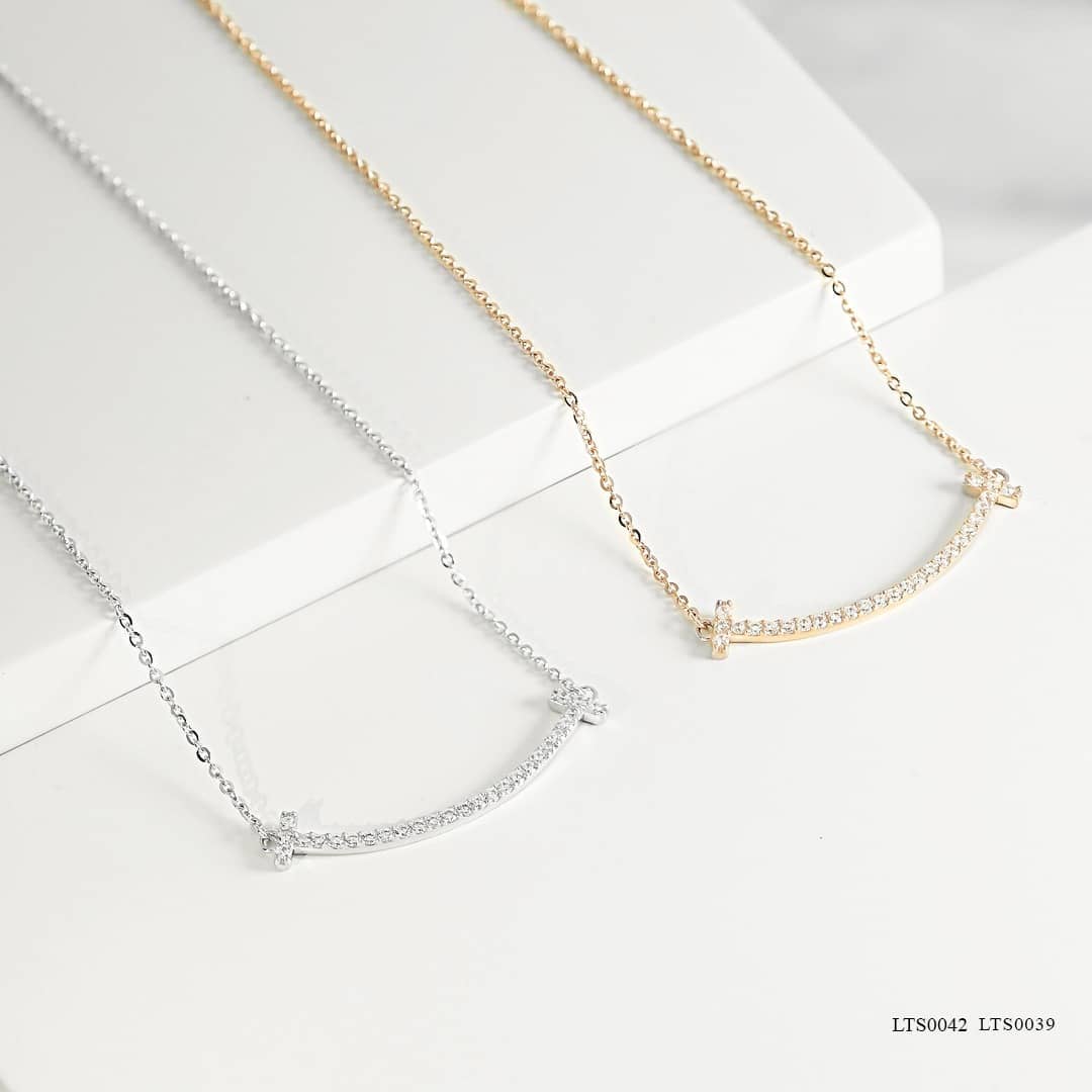 tren kalung liotin cantik elegan 2026 