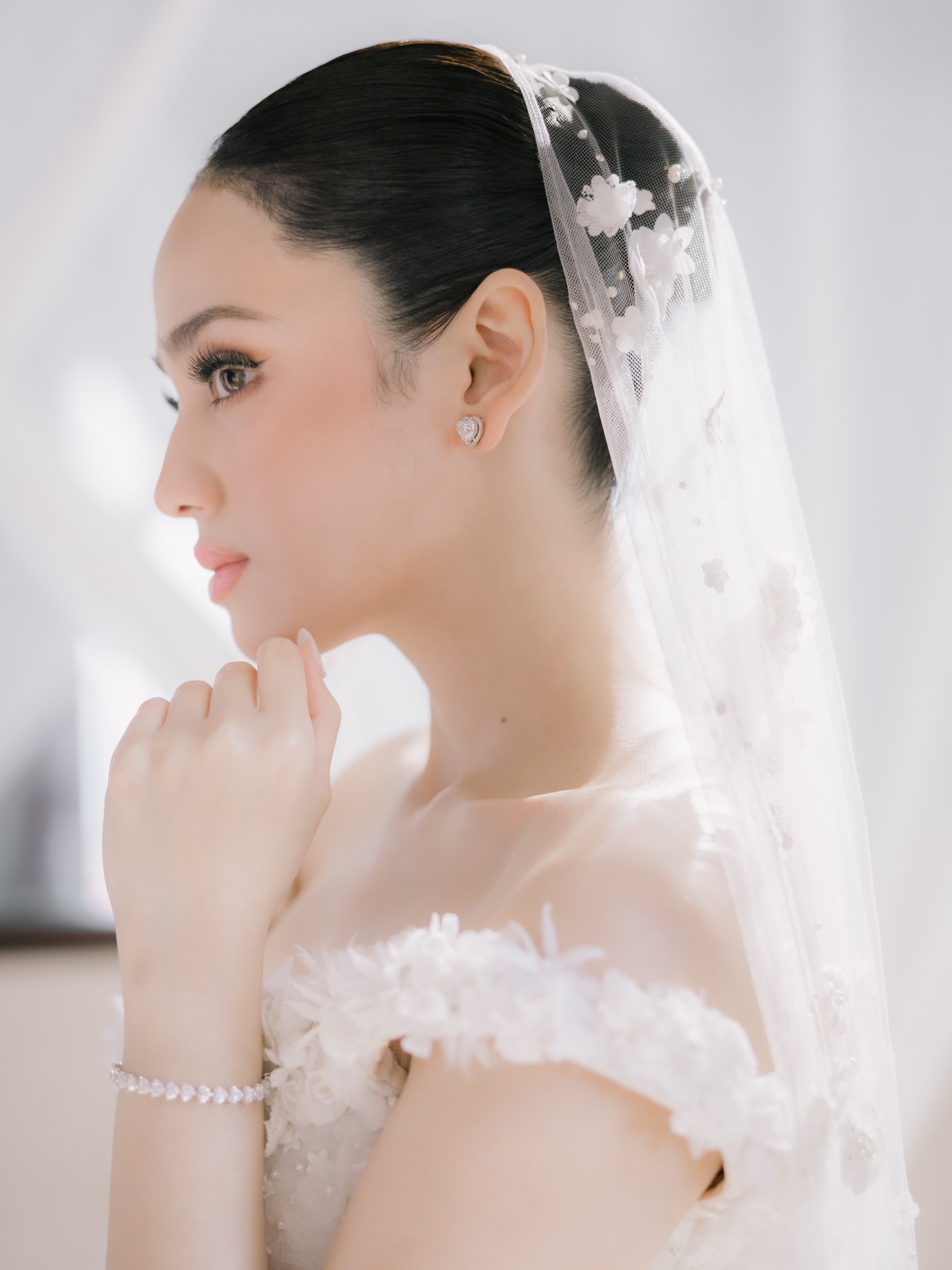 aksesoris pengantin minimalis mewah
